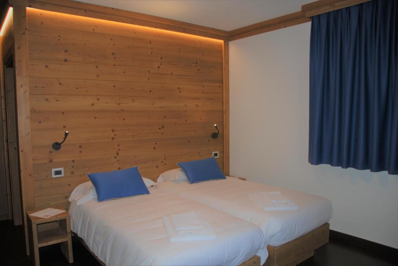 Chalet Allemand Oulx Exterior foto
